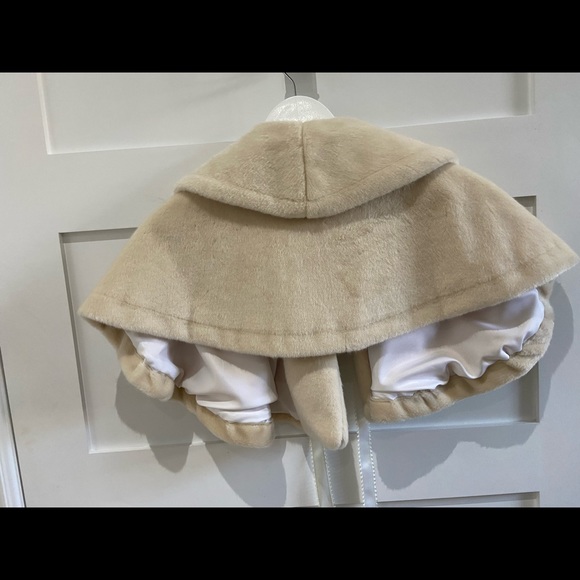 Lady cape jacket new (never worn) - Picture 2 of 3